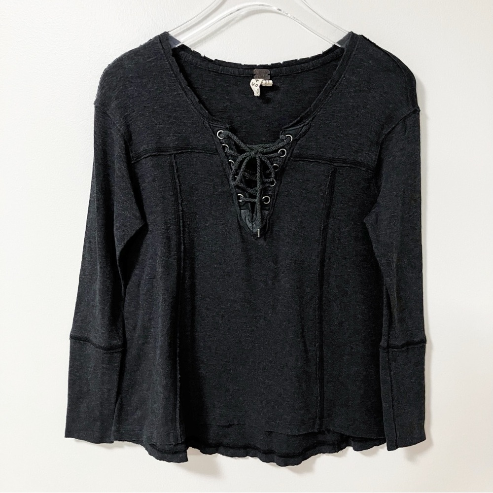 We The Free | Gray Distressed Oversized Lace Up Top XS Boho Whimsigoth Witchy